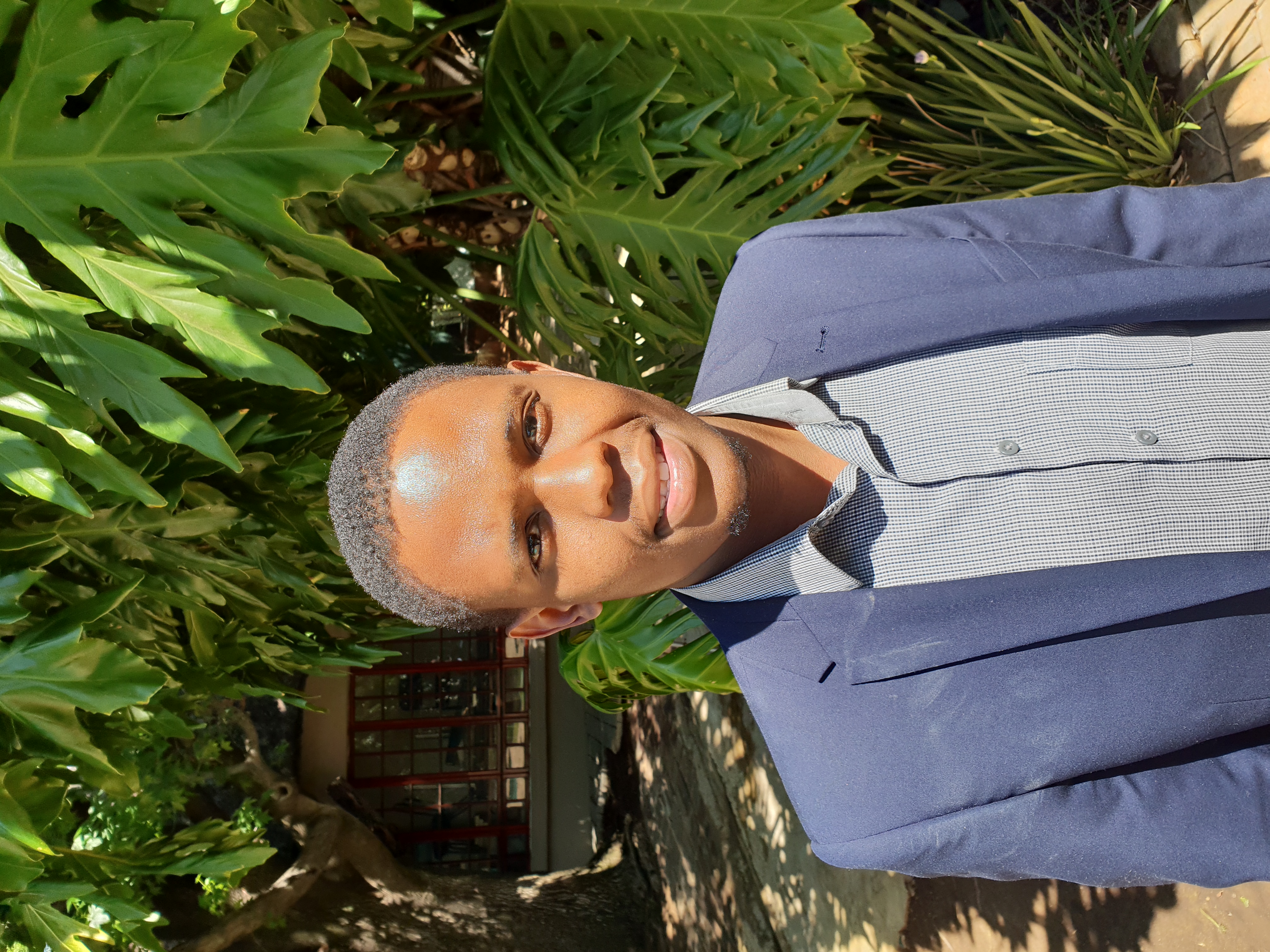 Dr Delson Ringane